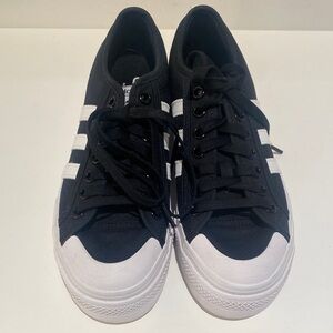 Adidas Women’s Nizza Platform Sneaker Black Size 8.5 Like New